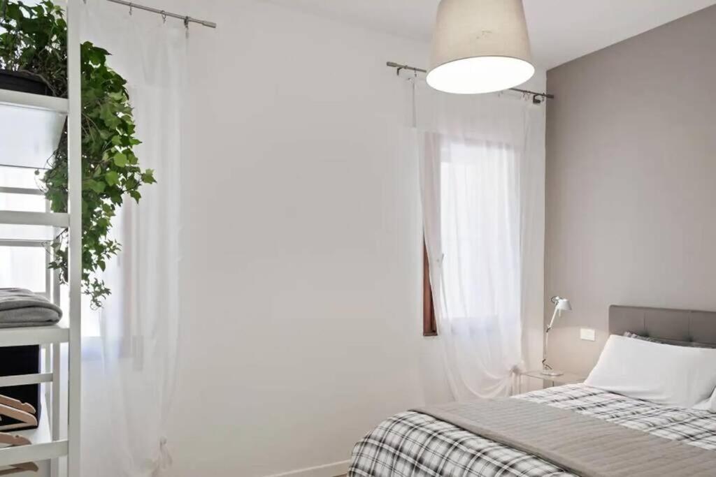 Enjoy Home - Ampio Bilocale Nella Padova Antica Bagian luar foto
